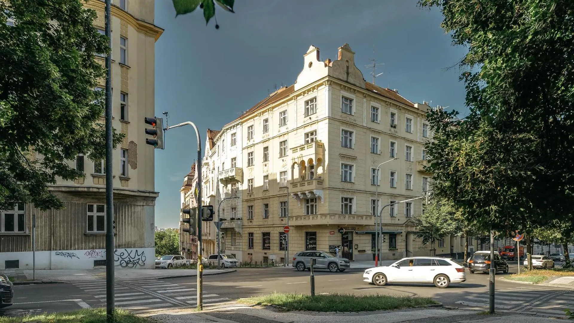 New&Modern Home In Vibrant Area Near Centre! Praga Apartamento